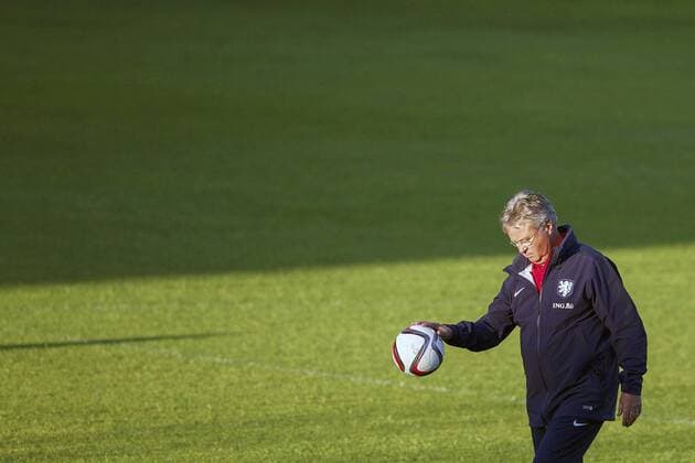 coach Guus Hiddink of Holland during a training session prior to the UEFA EURO EM Europameisterschaft Fussball 2016 qualifying match between Latvia and The Netherlands on June 11, 2015 at the Skonto stadium in Riga, The Netherlands. Netherlands Training session in Riga 2014 2015 xVIxxIVx 3958229