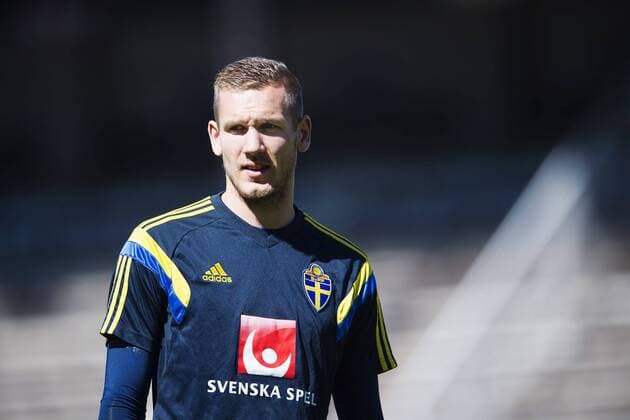 Aktuell Fußball, Training Nationalteam Schweden in Stockholm June 11, 2015 - Stockholm, SVERIGE: Robin Olsen - Training Nationalteam Schweden kod JL 135392 News - June 11, 2015  - ZUMAb138