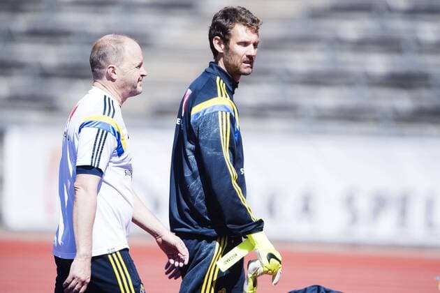 Aktuell Fußball, Training Nationalteam Schweden in Stockholm June 11, 2015 - Stockholm, SVERIGE: Andreas Isaksson - Training Nationalteam Schweden. kod JL 135392 News - June 11, 2015  - ZUMAb138