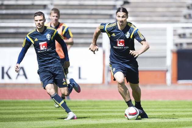 Aktuell Fußball, Training Nationalteam Schweden in Stockholm June 11, 2015 - Stockholm, SVERIGE: Marcus Berg, Zlatan Ibrahimovic - Training Nationalteam Schweden kod JL 135392 News - June 11, 2015  - ZUMAb138