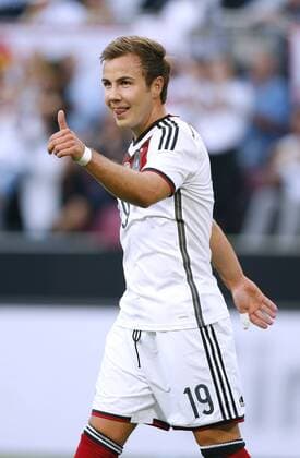 Aktuell Fußball, Länderspiel, Deutschland - USA GOETZE Mario Team Deutschland jubelt nach seinem Tor zum 1 : 0 DFB Fussball Laenderspiel Deutchland-USA in Koeln 1 : 2 am 10. Juni 2015 