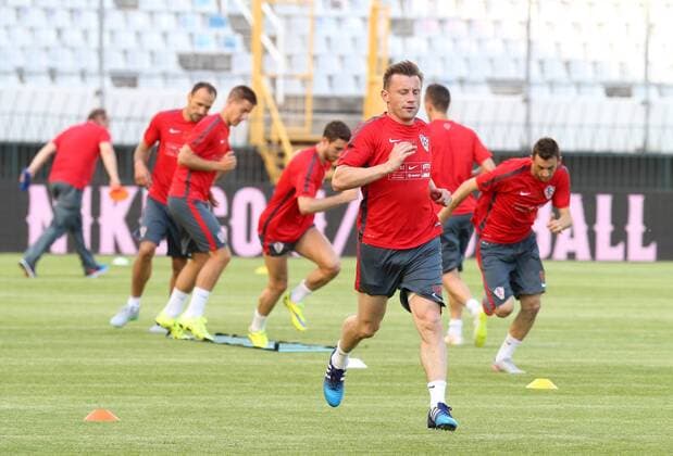 Aktuell Fußball, Training Nationalmannschaft Kroatien in Split Croatian national football team training 11.06.2015., Croatia, Split - Croatian national football team training in preparation for tomorrow s qualifying match with Italy on Poljud. Ivica Olic.  IvoxCagalj PIXSELL