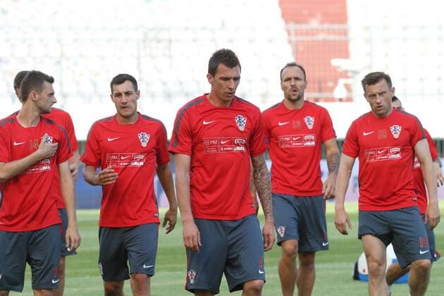 Aktuell Fußball, Training Nationalmannschaft Kroatien in Split Croatian national football team training 11.06.2015., Croatia, Split - Croatian national football team training in preparation for tomorrow s qualifying match with Italy on Poljud. Mario Mandzukic.  IvoxCagalj PIXSELL