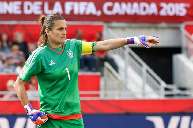 Nadine Angerer (Torwart, Deutschland), gibt Anweisungen, gestikuliert, mit den Armen gestikulieren, gives instructions, gesticulate, Fussball, FIFA Frauen-WM 2015, Deutschland - Norwegen, xozx