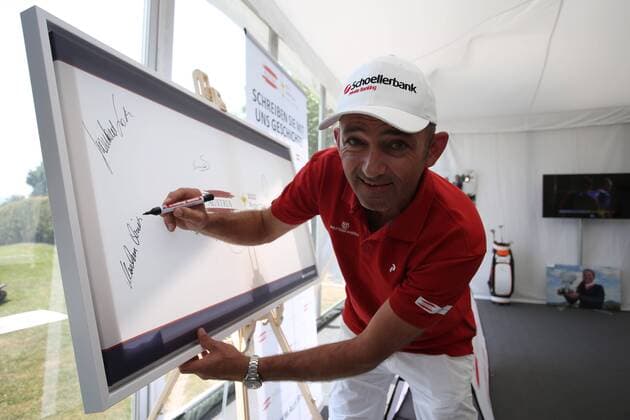 GOLF - Lyoness Open 2015 ATZENBRUGG,AUSTRIA,12.JUN.15 - GOLF - PGA Golf Herren European Tour, Lyoness Open, Diamond Country Club. Image shows Markus Brier (AUT). Keywords: sign, Ryder Cup. GEPAxpictures xDanielxGoetzhaber