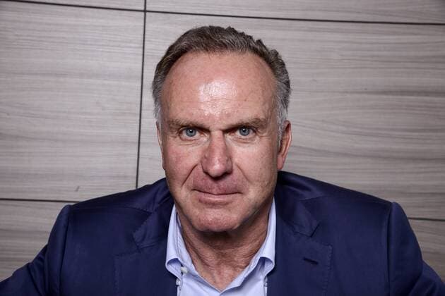 Interview mit Karl-Heinz Rummenigge dem Vorstandsvorsitzenden der FC Bayern München AG beim FC Bayern an der Säbenerstrasse in München Fußball 1 Bundesliga FC Bayern München