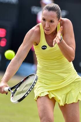 Aktuell Tennis, WTA Turnier in Rosmalen - ROSMALEN, NETHERLANDS: Serbian Jelena Jankovic pictured in action during a quarterfinal game between German Annika Beck and Serbian Jelena Jankovic during the Topshelf Open WTA Tennis Damen tennis tournament in Rosmalen, the Netherlands, Friday 12 June 2015. LUCxCLAESSEN  x04641526x