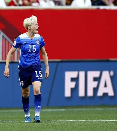 (150613) -- WINNIPEG, June 12, 2015 -- Megan Rapinoe of the United States reacts during a Group D match between the United States and Sweden at Winnipeg Stadium in Winnipeg, Canada on June 12, 2015. The match ended 0-0. ) (SP)CANADA-WINNIPEG-FIFA-WOMEN S WORLD CUP-USA VS SWE DingxXu 