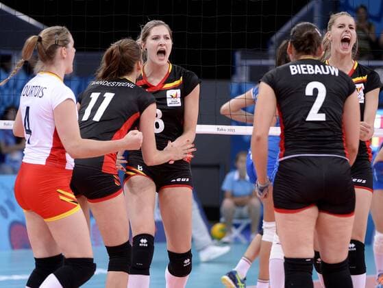 Aktuell Europaspiele 2015 in Baku, Volleyball, Damen, Belgien - Italien - BAKU, AZERBAIJAN: Belgian women s volleyball player react during the women s volleyball preliminary game of Pool A between Italy and Belgium at the Crystal Hall during the European Games 2015, in Baku, Azerbaijan, Saturday 13 June 2015. The European Games 2015 multi event takes place from 12 to 28 June. ERICxLALMAND  x04641910x