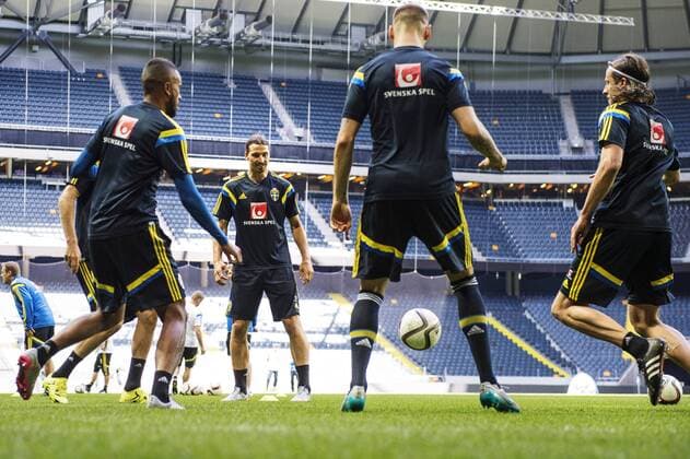 Aktuell Fußball, Training Nationalteam Schweden in Stockholm June 13, 2015 - Stockholm, SVERIGE - 150613 Isaac Kiese Thelin, Zlatan Ibrahimovic, Alexander Milosevic - Jonas Olsson - den 13 juni 2015 i Stockholm..Foto: JoelxMarklund BILDBYRAN kod JM 87027 News - June 13, 2015  - ZUMAb138