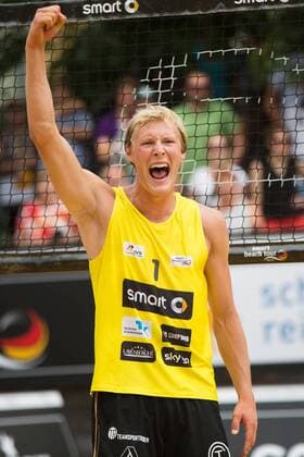 14.06.2015, xfrx, Beachvolleyball, smart beach cup Jena, v.l. Philipp Arne Bergmann (TC Hammeln)