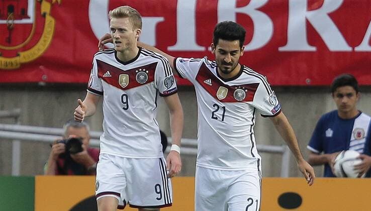 EM 2015 Qualifikationsspiel, Gibraltar vs. Deutschland EM 2015 Qualifikationsspiel, Gibraltar vs. Deutschland André Schürrle (Deutschland) jubelt über sein Tor zum 1:0 nphxBratic