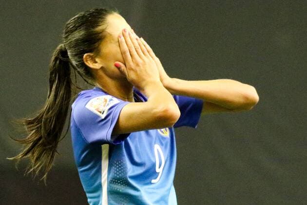 Andressa Alves (Brasilien), enttäuscht schauend, Enttäuschung, Frustration, disappointed, pessimistisch, Fussball, FIFA Frauen-WM 2015, Brasilien - Spanien, xozx