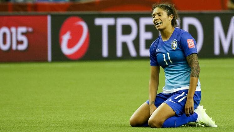 Cristiane (Brasilien), enttäuscht schauend, Enttäuschung, Frustration, disappointed, pessimistisch, Fussball, FIFA Frauen-WM 2015, Brasilien - Spanien, xozx