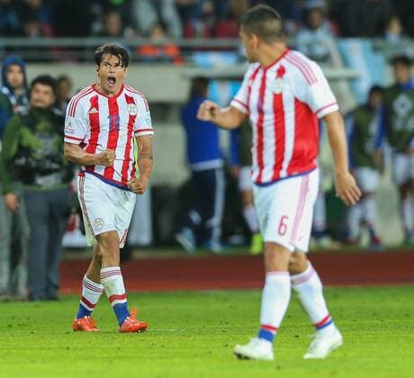 Argentina vs Paraguay LA SERENA, CHILE - 13 06 2015: ARGENTINA X PARAGUAY - Nelson Valdez during match between Argentina and Paraguay in La Portada Stadium in La Serena, Chile, Group B (Photo: Carlos Ezequiel Vannoni FotoArena)  CarlosxEzequielxVannoni