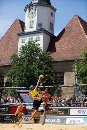 14.06.2015, xfrx, Beachvolleyball, smart beach cup Jena, v.l. Manuel Lohmann (TGM Mainz-Gonsenheim),Clemens Wickler (VCO Berlin TV Bad Toelz)