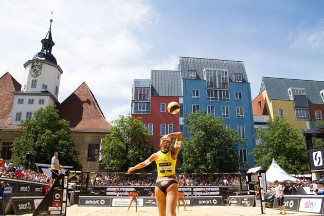 14.06.2015, xfrx, Beachvolleyball, smart beach cup Jena, v.l. Sabrina Karnbaum (NawaRo Straubing)