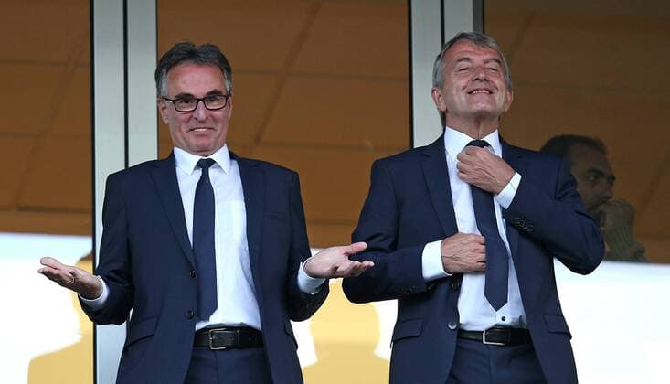 13.06.2015, Fussball Deutsche Nationalmannschaft, EM-Qualifikation, Gibraltar - Deutschland im Est‡dio Algarve Faro (Portugal). v.l. DFB-Geschäftsführer Helmut Sandrock , DFB-Präsident Wolfgang Niersbach 