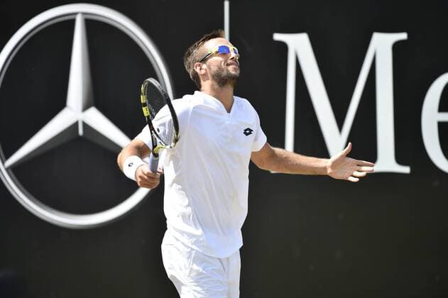 Viktor Troicki (SRB) Aktion enttäuscht Enttäuschung Finale 14.06.2015 Tennis Mercedes-Cup Stuttgart Weißenhof TC Weissenhof Mercedescup Mercedes Cup 06.06..-14.06.2015 Mercedes-Cup Stuttgart Weißenhof 2015
