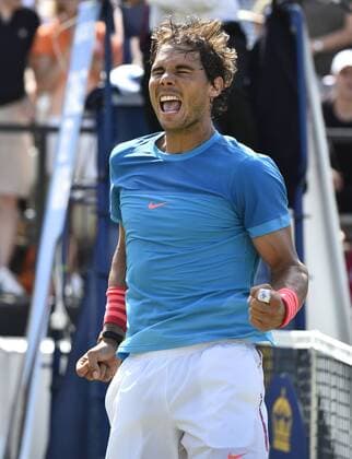 Rafael Nadal (ESP) gewinnt das erste Rasenturnier in Stuttgart. Jubel Emotion, Freude, Schlussjubel Finale 14.06.2015 Tennis Mercedes-Cup Stuttgart Weißenhof TC Weissenhof Mercedescup Mercedes Cup 06.06..-14.06.2015 Mercedes-Cup Stuttgart Weißenhof 2015