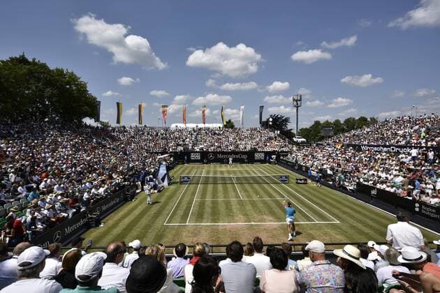Übersicht Überbllick gefüllter Center centre Court während Endspiel Finale 14.06.2015 Tennis Mercedes-Cup Stuttgart Weißenhof TC Weissenhof Mercedescup Mercedes Cup 06.06..-14.06.2015 Mercedes-Cup Stuttgart Weißenhof 2015
