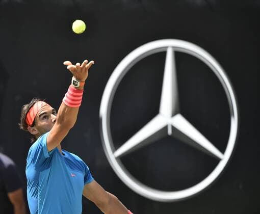 Rafael Nadal (ESP) Aktion Aufschlag Finale 14.06.2015 Tennis Mercedes-Cup Stuttgart Weißenhof TC Weissenhof Mercedescup Mercedes Cup 06.06..-14.06.2015 Mercedes-Cup Stuttgart Weißenhof 2015