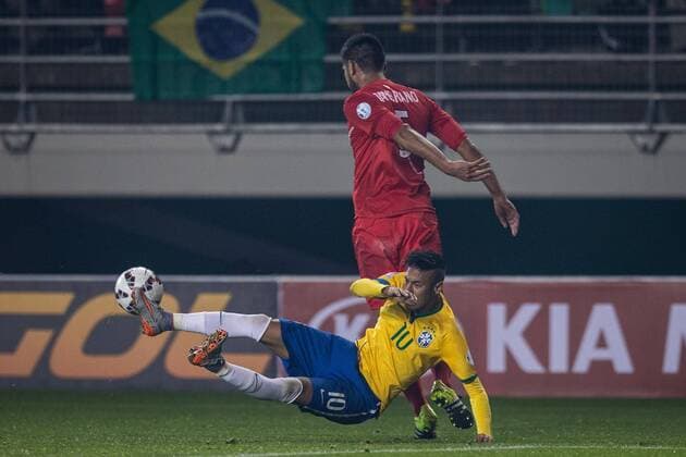 Brazil vs. Peru TEMUCO, AR - 06 14 2015: BRAZIL PERU X - Neymar Jr. Brazil dispute ball C. Zambrano of Peru during the match between Brazil vs Peru, valid for the first round of the first phase of Group C of the Copa America 2015 held at Stadium Municipal Germ?n Becker. (Photo: Marcelo Machado de Melo FotoArena)  MarceloxMachadoxdexMelo