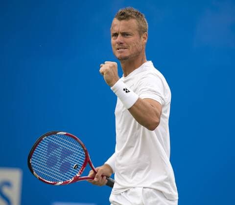 Aktuell Tennis, ATP Turnier im Queen s Club 15.06.2015. London, England. Queens Aegon Championship Tennis. Lleyton Hewitt of Australia clenches his fist after winning a game during this first round match. xNigelxCookex  ActionPlus11631666