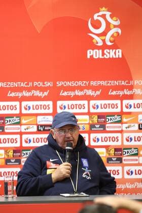Aktuell Fußball, PK Nationalmannschaft Polen und Griechenland zum bevorstehenden Länderspiel June 15, 2015 - Gdansk, Poland - Gdansk, Poland 15th, June 2015 Sergio Markarian - Greece National Football team head coach press conference PK Pressekonferenz before the Poland - Greece friendly game in Gdansk. Sergio Markarian speaks to media in Gdansk before the Greece - Poland  - ZUMAn230