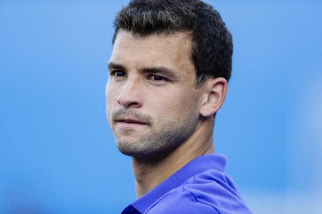 15.06.2015. London, England. Queens Aegon Championship Tennis. Grigor Dimitrov (BUL) versus Sam Query (USA), 1st round match. Grigor Dimitrov xCraigxMercerx  ActionPlus11631782