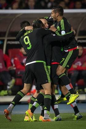 Chile-Mexico SANTIAGO, SC - 15 06 2015: CHILE X MEXICO - M. Vuoso Mexico celebrates after scoring goal during match between Chile-Mexico, valid for the second round of the first group phase of the Copa America 2015 held at the National Stadium Julio Mart?nez Pr?danos . (Photo: Marcelo Machado de Melo FotoArena)  MarceloxMachadoxdexMelo