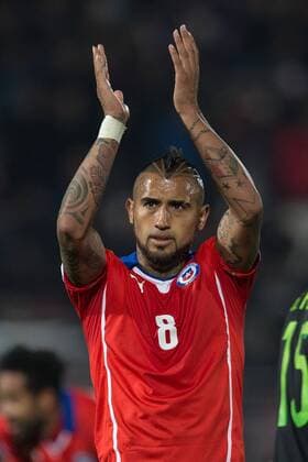Chile-Mexico SANTIAGO, SC - 15 06 2015: CHILE X MEXICO - Arturo Vidal of Chile appreciates the support of the fans after the match between Chile-Mexico, valid for the second round of the first group phase of the Copa America 2015 held at the National Stadium Julio Mart?nez Pr?danos . (Photo: Marcelo Machado de Melo FotoArena)  MarceloxMachadoxdexMelo