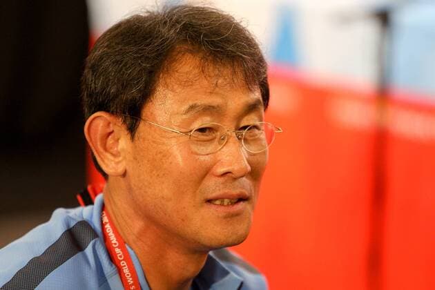 Yoon Dukyeo (Trainer, KOR), Porträt, Portrait, Südkorea (Korea Republik, Republic), Fussball, FIFA Frauen-WM 2015, Pressekonferenzen, xozx