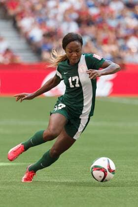 Aktuell Fußball, Damen, WM, Nigeria - USA June 16, 2015: Francisca ORDEGA of Nigeria controls the ball during a Group D match at the FIFA Women s World Cup Canada 2015 between Nigeria and the USA at BC Place Stadium on 16 June 2015 in Vancouver, Canada. USA won 1-0. Sydney Low Cal Media. Soccer 2015: FIFA Women s World Cup JUNE 16 - ZUMAc04_