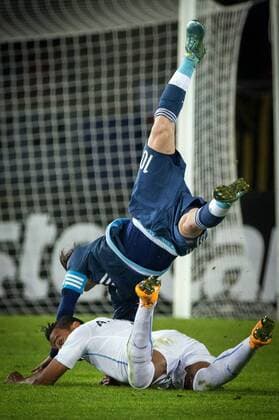 LA SERENA, June 16, 2015 -- Lionel Messi (above) of Argentina vies with Alvaro Pereira of Uruguay during the Group B match at the 2015 American Cup, at La Portada stadium, in La Serena, Chile, on June 16, 2015. Argentina won 1-0. ) (ce) (SP)CHILE-LA SERENA-COPA AMERICA-ARGENTINA VS URUGUAY PedroxMera 
