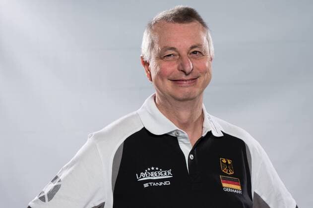 04.06.2015, Bundesleistungszentrum, Kienbaum Volleyball, Fotoshooting Nationalmannschaft Frauen Luciano Pedulla (Trainer Bundestrainer GER)