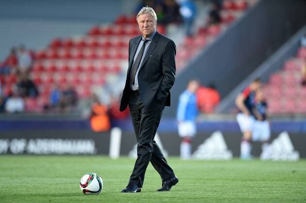 FUSSBALL International UEFA U21 U 21 EUROPAMEISTERSCHAFT 2015 GRUPPENPHASE IN PRAG Deutschland - Serbien 17.06.2015 Trainer Horst Hrubesch (Deutschland) 