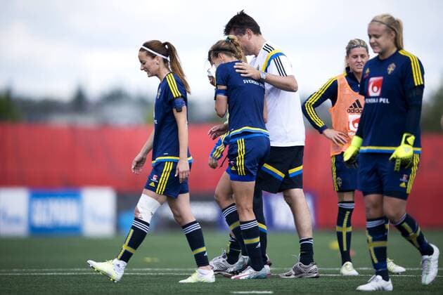 Aktuell Fußball, Damen WM in Kanada, Training Nationalteam Schweden June 17, 2015 - Edmonton: Charlotte Rohlin - Training Nationalteam Schweden, Fussball WM der Damen.  - ZUMAb138