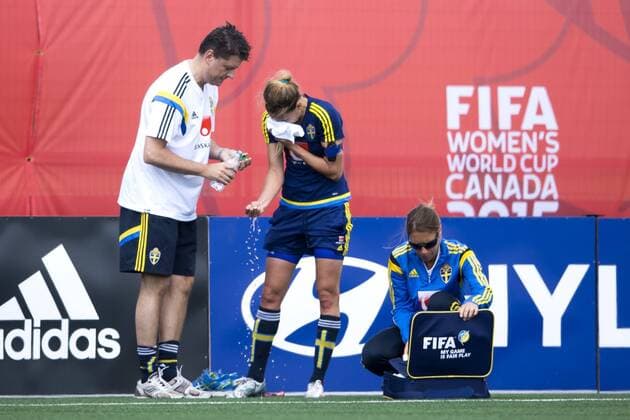 Aktuell Fußball, Damen WM in Kanada, Training Nationalteam Schweden June 17, 2015 - Edmonton: Charlotte Rohlin, Mats börjesson.  - ZUMAb138