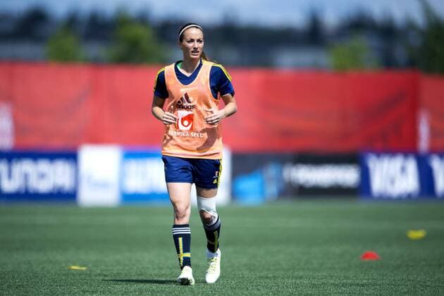 Aktuell Fußball, Damen WM in Kanada, Training Nationalteam Schweden June 17, 2015 - Edmonton: Kosovare Asllani - Training Nationalteam Schweden, Fussball WM der Damen.  - ZUMAb138