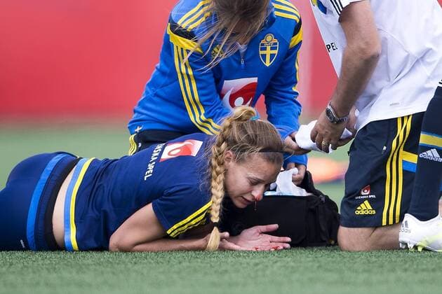 Aktuell Fußball, Damen WM in Kanada, Training Nationalteam Schweden June 17, 2015 - Edmonton, Kanada - 150617 Swedens Charlotte Rohlin 17 juni 2015 i Edmonton..Foto: Carl Sandin BILDBYRAN kod CS 57693 News - June 17, 2015  - ZUMAb138