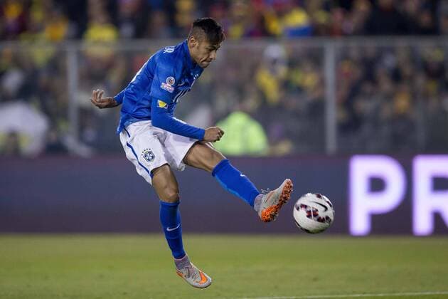 Brazil vs Colombia SANTIAGO, SC - 17 06 2015: BRAZIL X COLOMBIA - Neymar Jr. of Brazil during the match between Brazil vs Colombia, valid for the second round of the first phase of Group C of the Copa America 2015 held at the Estadio Monumental David Arellano. (Photo: Marcelo Machado de Melo FotoArena)  MarceloxMachadoxdexMelo