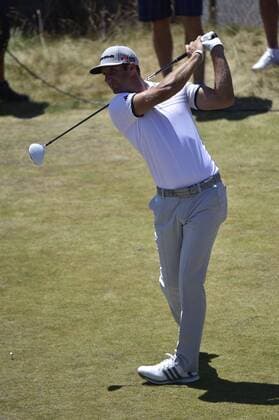 Aktuell Golf, US Open, Training June 17, 2015..Dustin Johnson on the 18th tee during a Wednesday practice round at the U.S. Open at CHAMBERS BAY, University Place, Washington. . .George Holland Cal Media. PGA Golf Herren Tour 2015: US Open Championship JUN 17 - ZUMAch4_