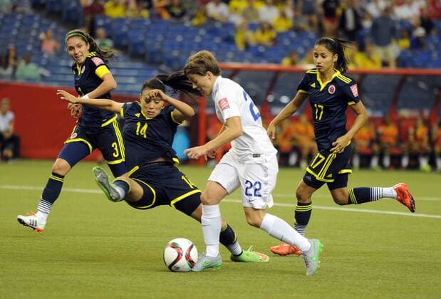 MONTREAL, June 17, 2015 -- England s Fran Kirby (2nd R) competes during the Group F match against Colombia at the 2015 FIFA Women s World Cup in Montreal, Canada, on June 17, 2015. England won 2-1. ) (SP)CANADA-MONTREAL-FIFA WOMEN S WORLD CUP-ENGLAND VS COLOMBIA KadrixMohamed 