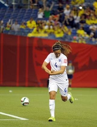 MONTREAL, June 17, 2015 -- England s Fara Williams celebrates her goal against Colombia during the Group F match at the 2015 FIFA Women s World Cup in Montreal, Canada, on June 17, 2015. England won 2-1. ) (SP)CANADA-MONTREAL-FIFA WOMEN S WORLD CUP-ENGLAND VS COLOMBIA KadrixMohamed 