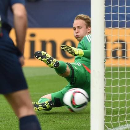 Football goalkeeper Francesco Bardi of Italy in action during the UEFA European U21 U 21 soccer championship group B match Italy vs Sweden in Olomouc, Czech Republic, June 18, 2015. (CTKxPhoto LudekxPerina) CTKPhotoP201506180915301  LPE 005