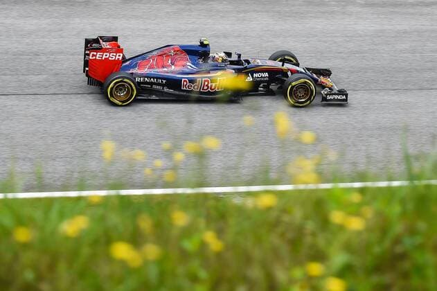 Aktuell Motorsport, Formel 1, GP Österreich in Spielberg FORMULA 1 - GP of Austria 2015 SPIELBERG,AUSTRIA,19.JUN.15 - MOTORSPORTS, FORMULA 1 - Grand Prix of Austria, Red Bull Ring, free practice. Image shows Carlos Sainz jr. (ESP Scuderia Toro Rosso). GEPAxpictures xGuenterxFloeck