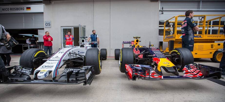 Aktuell Motorsport, Formel 1, GP Österreich in Spielberg Spielberg 18.06.2015, Red Bull Ring, Spielberg, AUT, FIA, Formel 1, Grosser Preis von Oesterreich, Vorberichte, im Bild das auto von Felipe Massa, (BRA, Williams Martini Racing), Daniil Kwjat, (RUS, Infiniti Red Bull Racing)) during the Preparation for the Austrian Formula One Grand Prix at the Red Bull Ring in Spielberg, Austria, 2015 06 18, Pictures © 2015, PhotoCredit: Dominik Angerer EP_ang