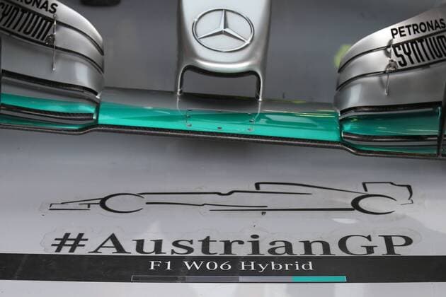 Motorsports: FIA Formula One World Championship WM Weltmeisterschaft 2015, Grand Prix of Austria, technical detail, Mercedes AMG Petronas Formula One Team, front wing, Frontfluegel xHOCHxZWEIx