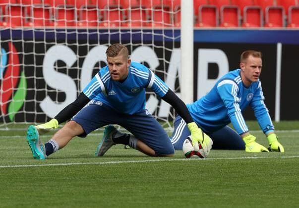 Aktuell Fußball, U21 EM, DFB Nationalteam Training in Prag Training Torwart Timo Horn, Torwart Marc Andre ter Stegen Fußball Fussball U 21 U21 U 21 Europameisterschaft in Tschechien Saison 2014 2015 19.06.2015 DFB Nationalmannschaft U21 BRDeutschland